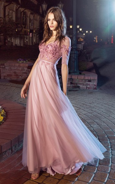 A-line V-neck Short Sleeves Floor-length Tulle/Jersey Prom Dress with Keyhole and Appliques