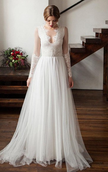 Illusion Scoop-Neck Long Sleeve Lace Tulle Wedding Dress With Pleats