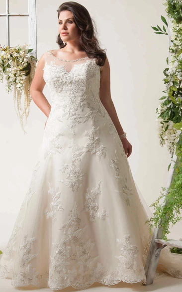 plus size Scoop-neck Sleeveless Appliqued Wedding Dress With Illusion