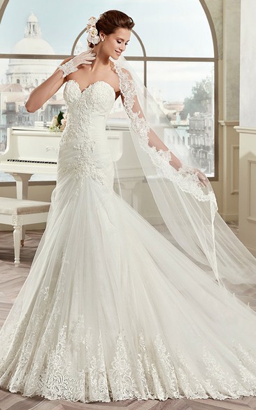 Mermaid/Trumpet Sweetheart Sleeveless Floor-length Lace/Tulle Wedding Dress with Corset Back and Appliques