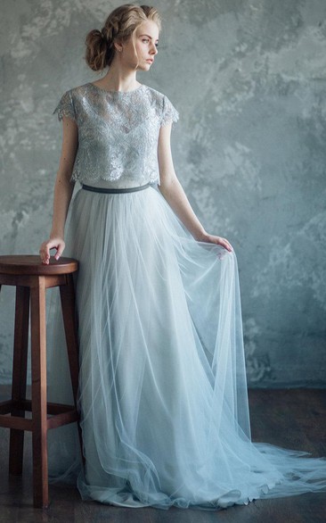 Jewel-Neck Cap-sleeve Tulle A-line Dress With Lace cape And Sweep Train