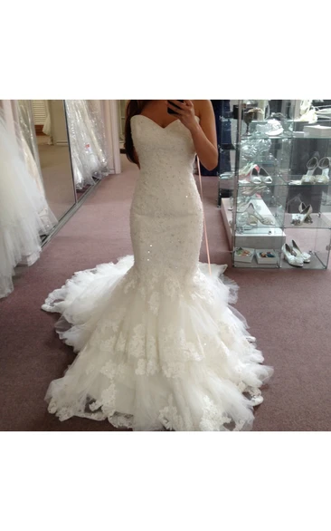 Lace Beaded Detailing Sweetheart Sleeveless Gown