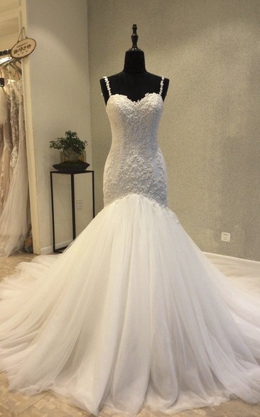 Appliqued Backless Sweetheart Mermaid Wedding Dress With Straps And Lace