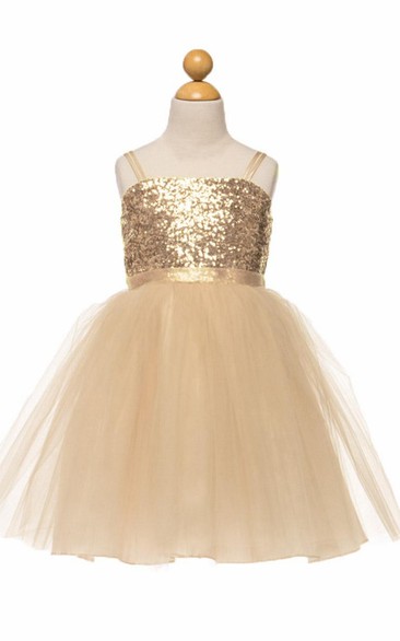 A Line Spaghetti Sleeveless Knee-length Tulle/Sequins Flowergirl Dress with Zipper and Pleats