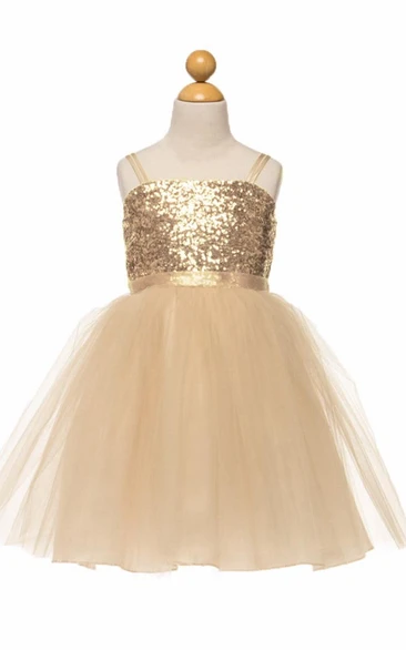 A Line Spaghetti Sleeveless Knee-length Tulle/Sequins Flowergirl Dress with Zipper and Pleats