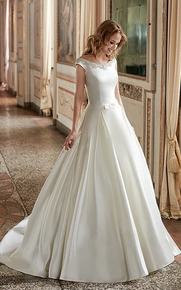 Ball Gown Scoop Short Sleeve Floor-length Satin Wedding Dress with Beading
