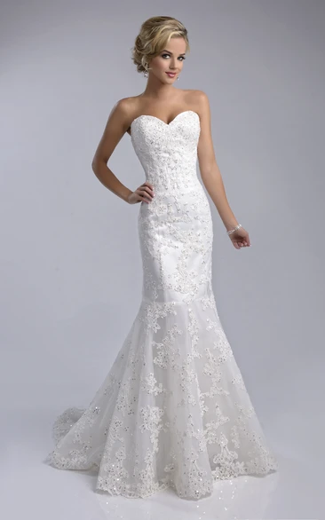 Sheath Sweetheart Sleeveless Floor-length Lace Wedding Dress with Corset Back and Appliques