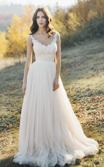 Illusion Bateau Neck Sleeveless Tulle Wedding Dress With Lace Detailed Top And Illusion Back