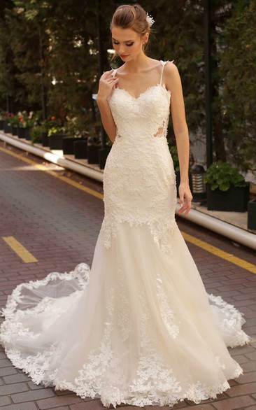 Simple Mermaid Lace Floor-length Sleeveless Wedding Dress with Appliques