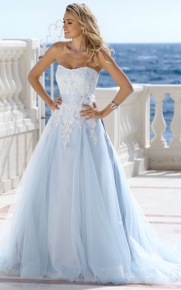 A-line Sweetheart Sleeveless Floor-length Tulle Wedding Dress with Ribbon and Appliques