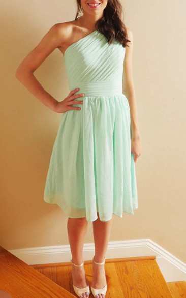 Chiffon One-shoulder Knee-length Bridesmaid Dress With Ruching