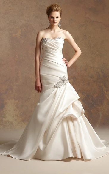 A-line Sweetheart Sleeveless Floor-length Satin Wedding Dress with Beading and Ruffles