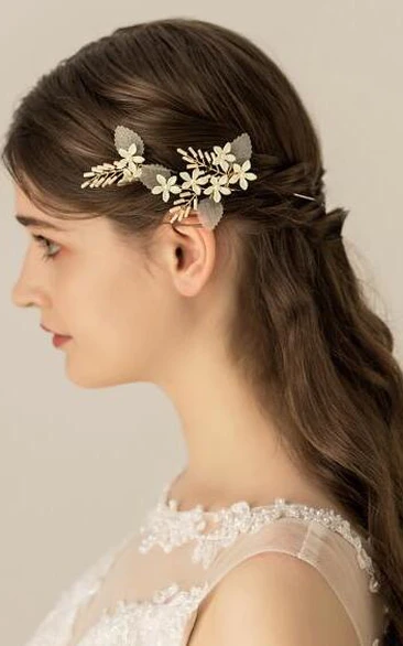 Trendy Lovely White Flower Hair Pins with Beads