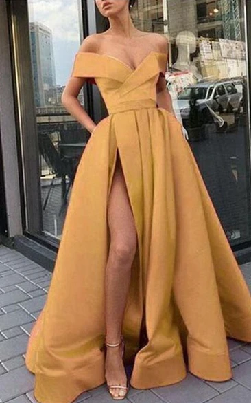 Simple Off-the-shoulder Gold Empire A-line Front Split Dress