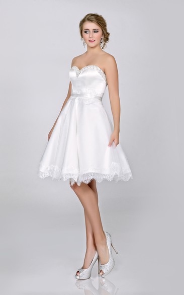 Sweetheart A-line Satin short Dress With Beading And Lace