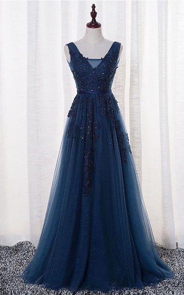 Sleeveless A-line Tulle Appliqued Prom Dress With Pleats And Deep-V Back