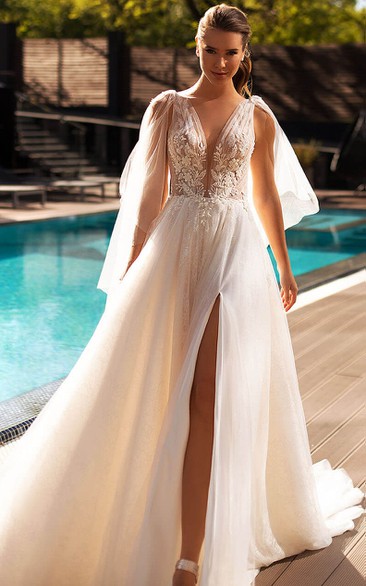 Illusion Plunged Sleeveless Empire Front Split Tulle Applique Wedding Dress with Deep-v Back