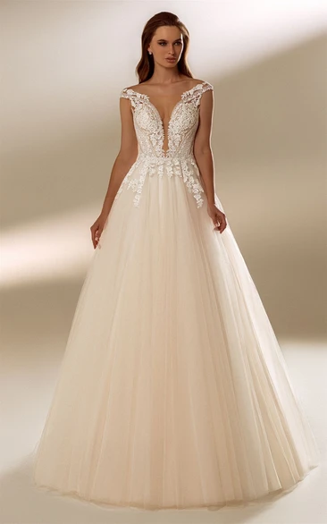 Ball Gown Sexy Sleeveless Bridal Gown with Appliques