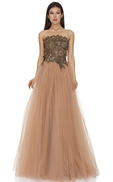 Romantic Ball Gown Floor-length Sleeveless Tulle Formal Dress with Appliques