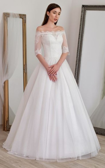 Sexy Ball Gown Off-the-shoulder Lace and Tulle Wedding Dress