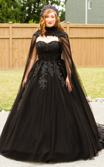 Black Gothic Sweetheart Neck Ball Gown Tulle Wedding Dress with Appliques and Corset Back