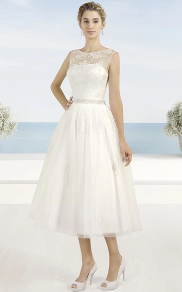 Scoop-neck Sleeveless Tea-length Tulle Wedding Dress With Lace And Beading
