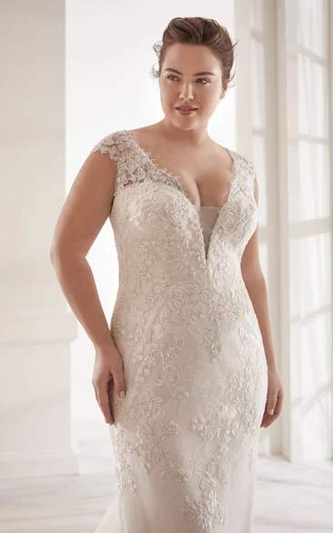 Elegant Detachable Plus Size Plunging V-neck Cap Sleeve Lace Bridal Gown