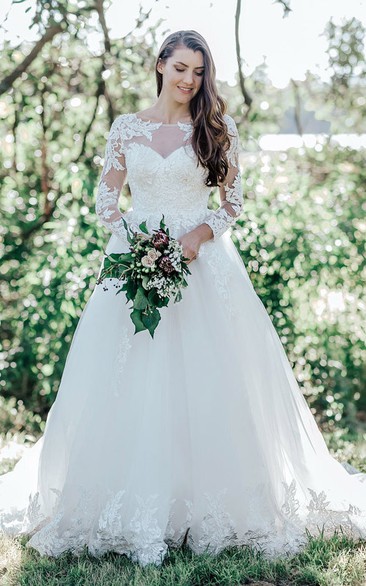 Modest Bateau Ball Gown Lace Tulle Court Train Wedding Dress with Appliques