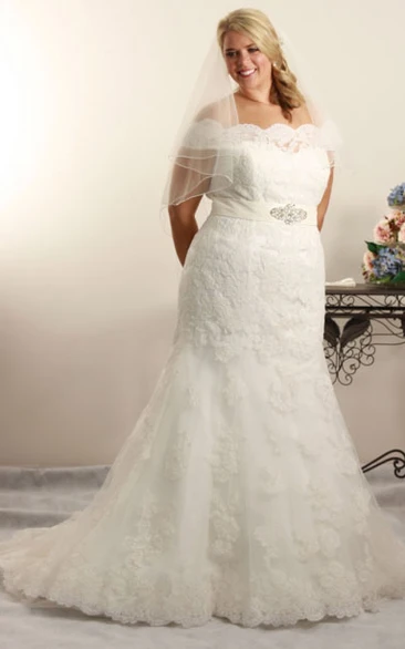 Off-the-shoulder Lace Mermaid plus size Wedding Dress With Embellished Waist