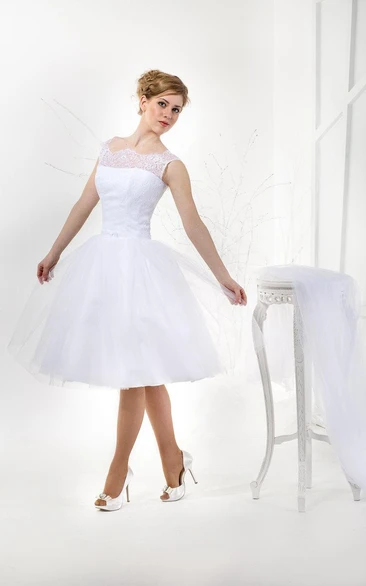 Short-Sleeve Lace Top A-Line 3-4-Length Tulle Gown