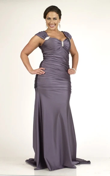 Cap-sleeve Ruched long plus size Dress With Sweep Train