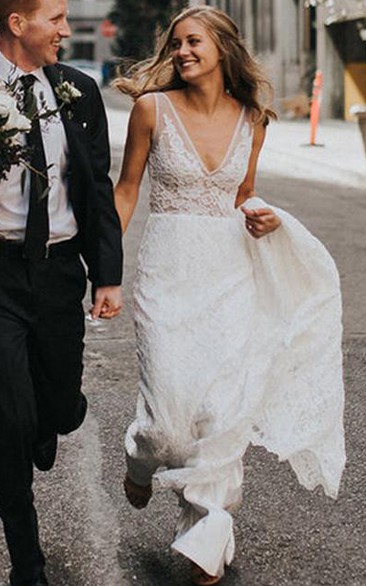 Romantic Sleeveless Lace V-neck Sheath Floor-length Chapel Train Wedding Dress
