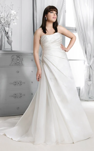 Strapless side-ruched A-line Satin plus size wedding dress With Corset Back And Sweep Train