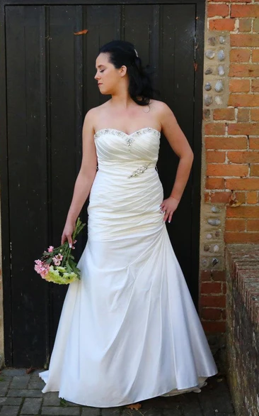 Sweetheart Beaded Satin Mermaid Wedding Dress With side Draping