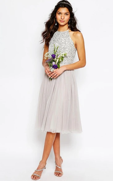 A-Line Tea-Length Scoop-Neck Sleeveless Sequined Tulle Bridesmaid Dress With Pleats