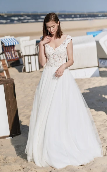 Dreaming Scalloped Cap Sleeve Bridal Gown With Deep V Back