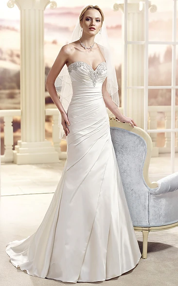 Sheath Sweetheart Sleeveless Floor-length Satin Wedding Dress with Side Draping and Beading
