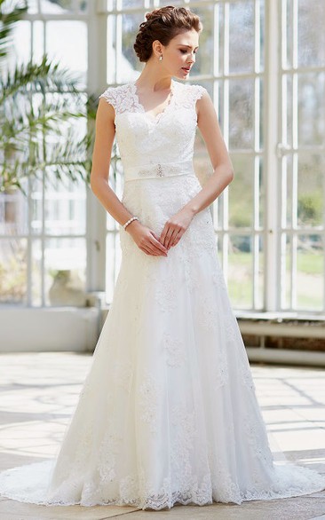 Lace Cap-sleeve Sheath Wedding Dress With Appliques And Keyhole