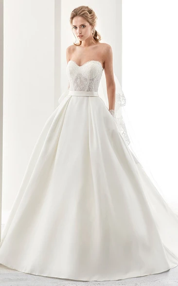 Sweetheart A-line Ball Gown With Lace And Bow