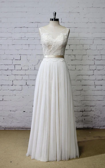 A-Line Champagne Underlay Sleeveless Scoop-Neckline Bridal Dress