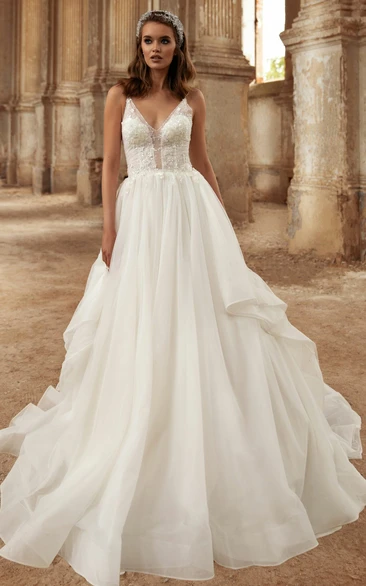 Romantic Ball Gown Lace Sleeveless Court Train Backless Wedding Dress with Sequins