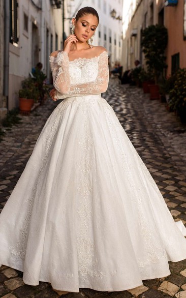 Ethereal A Line Sweep Train Floor-Length Off-the-shoulder Wedding Dress With Appliques
