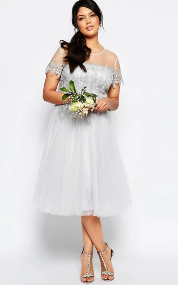 Tea-Length Appliqued Short Sleeve Scoop Neck Tulle Bridesmaid Dress