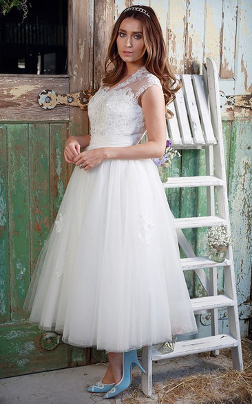 A-line V-neck Cap-Sleeves Tea-length Tulle/Lace Wedding Dress with Illusion and Appliques