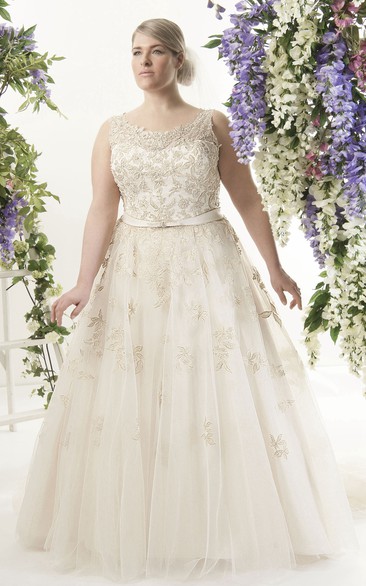 exquisite Scoop-neck Sleeveless Tulle Beaded Ball Gown With Corset Back
