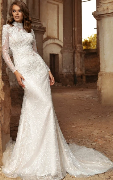Elegant Sheath Lace Long Sleeve Floor-length Button Wedding Dress with Appliques