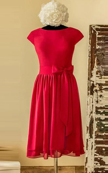 Scoop-neck Short Sleeve Knee-length Dress With bow And Pleats