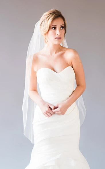 Simple Plain Tulle Single Layer Wedding Veil with Hair Comb