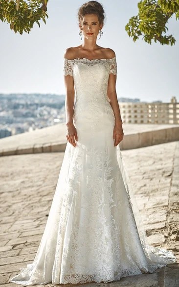 Off-the-shoulder A-line Lace Wedding Dress With Sweep Train 