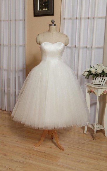 Tulle Lace-Up Back High-Waist Sweetheart Gown